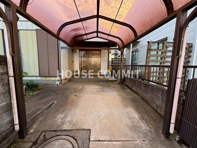 八街ほ　中古戸建の駐車場