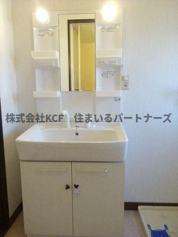 上津コーポB棟の独立洗面台|独立洗面化粧台付き