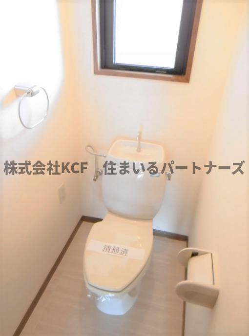 エテルナエーカーズのトイレ|落ち着いたトイレです
