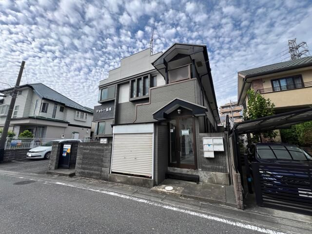 シャトー稲城の外観