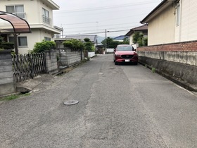 西条市下島山甲220-178の前面道路含む現地写真