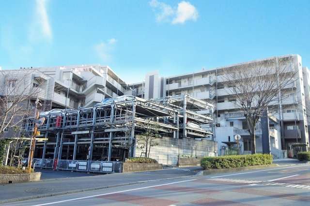 レーベンリヴァーレ美杉台グローブヒルズの外観