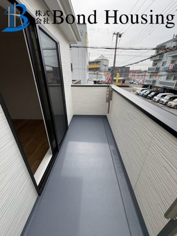 南東角地　2面バルコニー　西区北別府５丁目2号棟　新築戸建のバルコニー