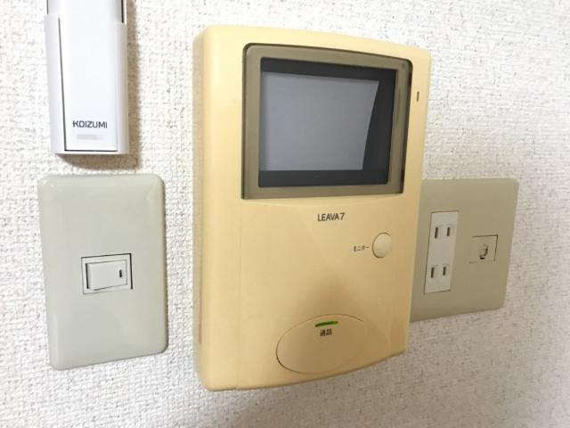 ドリームウィングＢ棟のセキュリティ|カメラ付インターホン