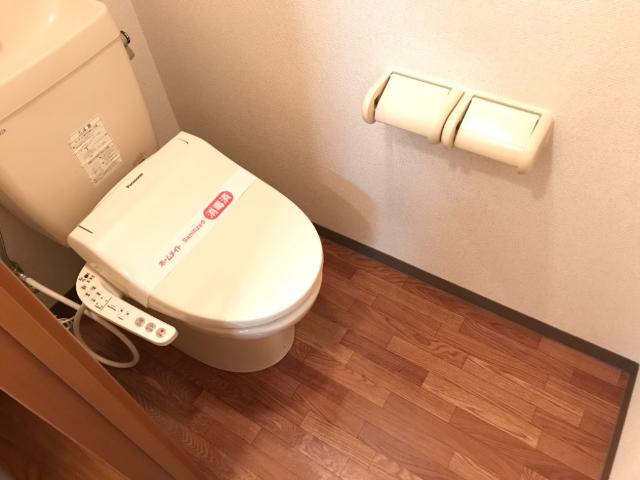 ドリームウィングＢ棟のトイレ|シャワー付トイレ