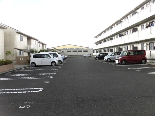 N's BLANC D棟の駐車場|駐車場