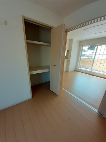 【収納】 | オーシャン　グレイスＮ | こまごまとしたものを収納できそうですね