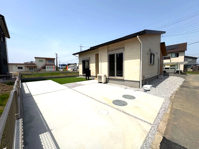 上里町勅使河原（全５棟）３号棟の駐車場