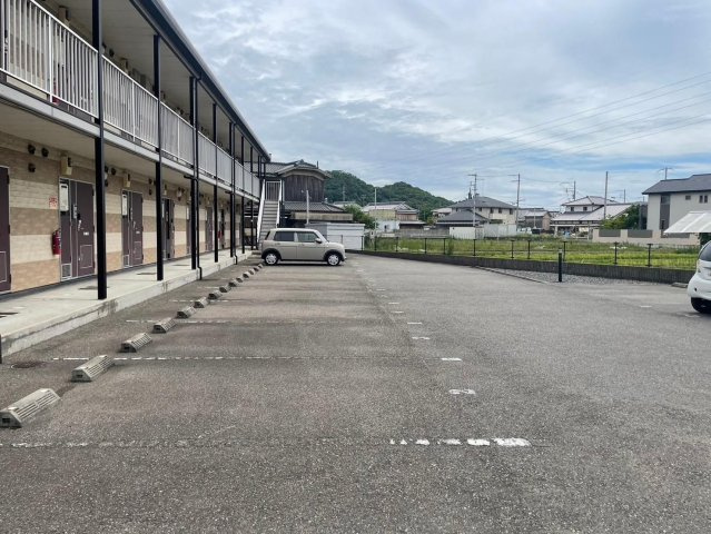 シティライフ保城Ⅱの駐車場