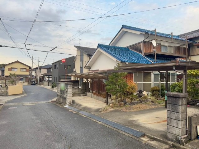 野洲市永原　建築条件無し売土地の前面道路含む現地写真