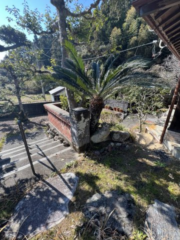 【庭】 | 春野町西畑中古