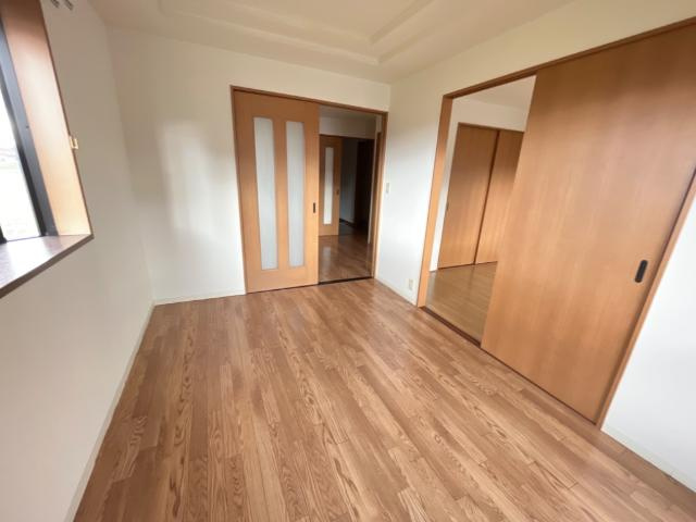 Ｒｅｆｉｎｅ・箕浦の内装|洋室