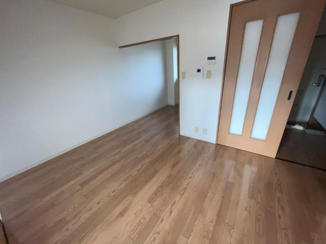 Ｒｅｆｉｎｅ・箕浦の居間・リビング|リビング