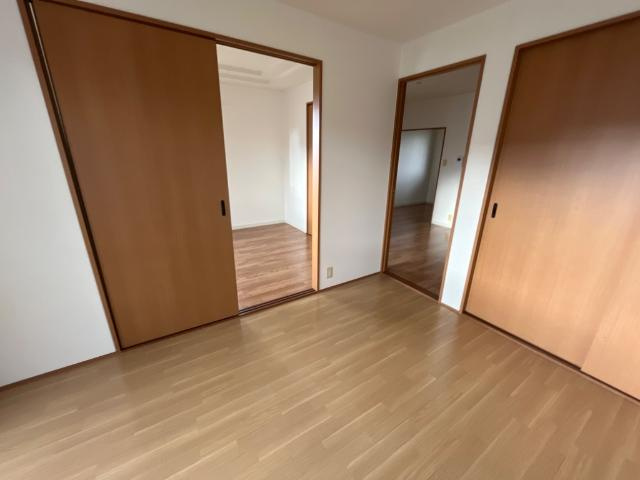 Ｒｅｆｉｎｅ・箕浦の内装|洋室