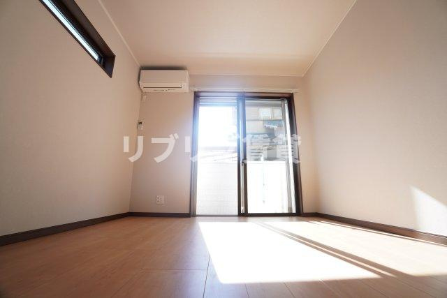 Tac Hillsの居間・リビング