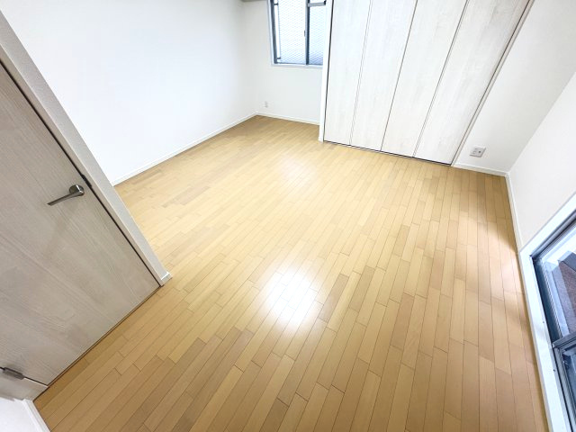 ハイユニタウン532号棟西棟の洋室