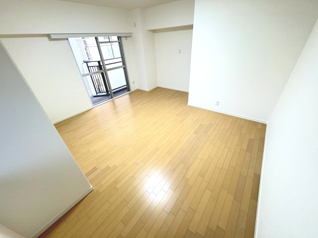 ハイユニタウン532号棟西棟の洋室