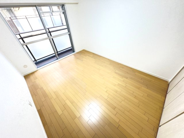 ハイユニタウン532号棟西棟の洋室