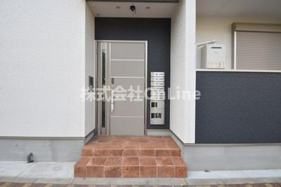 【エントランス】 | ラ・ルース