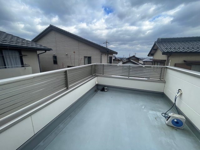 中古住宅　垂井町宮代のバルコニー