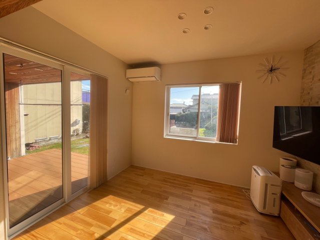 中古住宅　垂井町宮代の居間・リビング