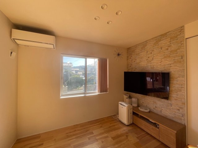 中古住宅　垂井町宮代の居間・リビング