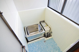 日々の疲れを癒すお風呂付です