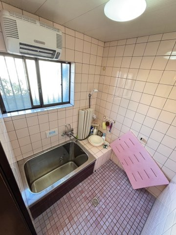 ひたちなか市大字津田　中古戸建の浴室