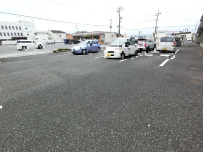 【駐車場】 | プランドール･ビュー Ａ | 駐車場
