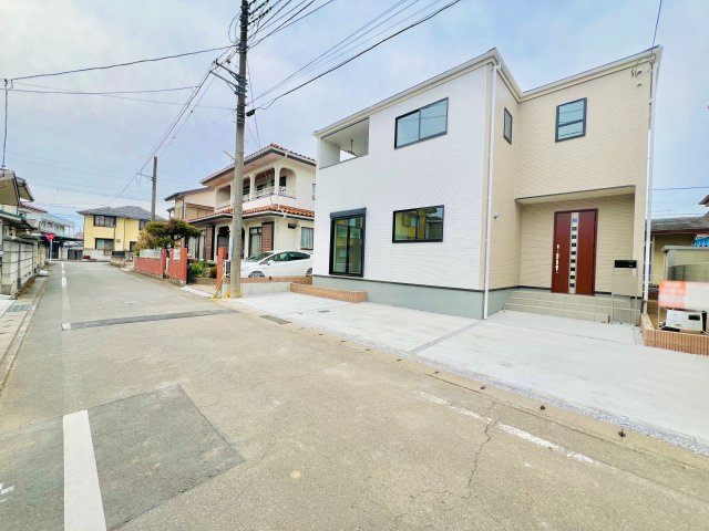 前橋天川原町の前面道路含む現地写真|閑静な住宅街で駐車も楽々♪