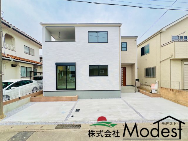 前橋天川原町の外観|年中無休で平日の仕事終わり夜２０時まで受付可能です。
事前のご予約がオススメです。お気軽にお問い合わせください。
