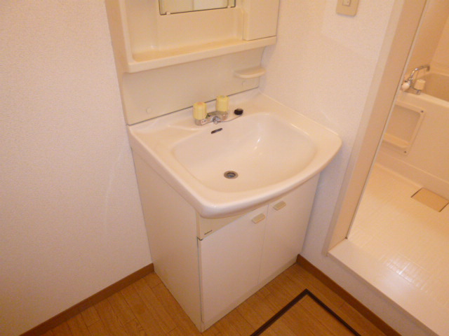 パークサイドハイツの独立洗面台