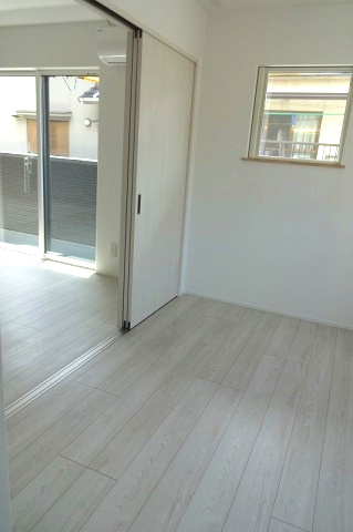 平野アパートの洋室|使い勝手のいい洋室です