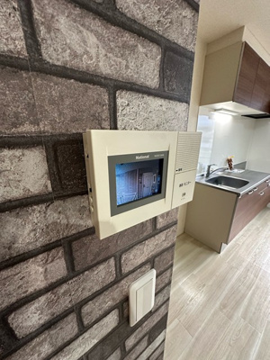 【セキュリティ】 | WINDMILL D/ウィンドミル | 防犯対策に有効なカメラ付きインターホン！突然の来客にもバッチリ対応できちゃいます☆