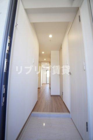 ステージファースト千葉中央の玄関