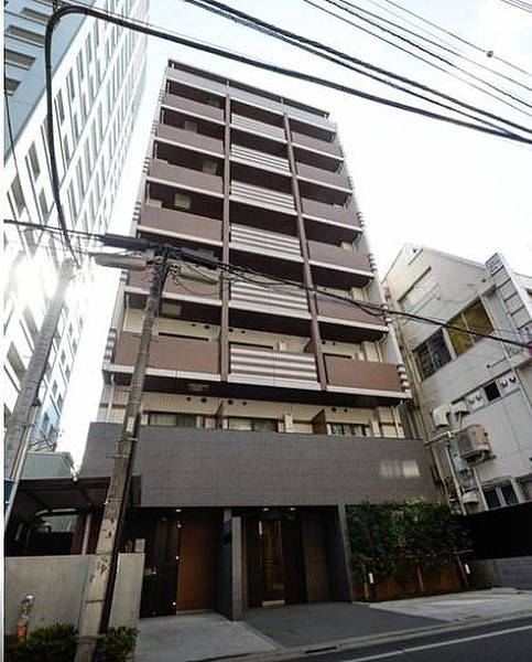 DIPS新宿御苑の外観