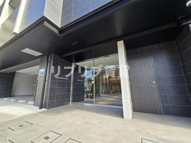 ステージファースト千葉中央のエントランス