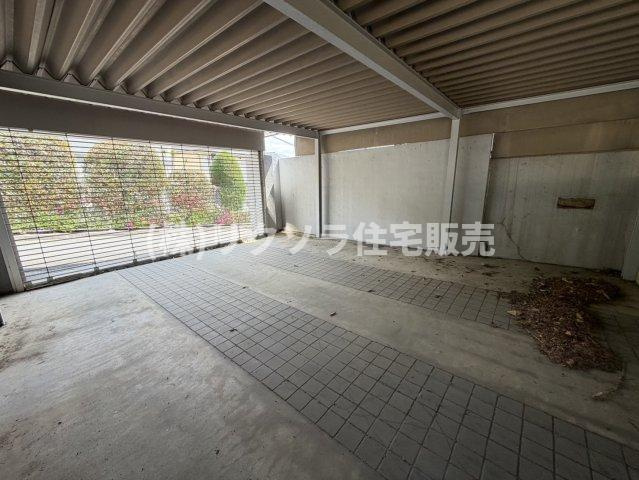 翠香園町　中古一戸建ての駐車場|駐車場2台
■物件内覧・資金計画相談・住宅ローン相談、リフォーム相談、お問合せ受付中■
※当日・翌日のご内覧、ご相談はお電話でのお問合せがスムーズです！