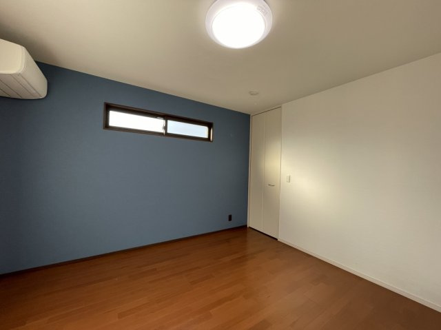 箕島町　戸建住宅の洋室|2階メイン寝室です！
