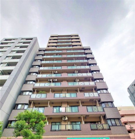 ライオンズステーションプラザ松戸の外観