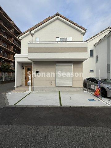 【外観】 | 暮らしを彩る設備・仕様充実！
現地完成し、ご内見頂ける様になりました。
ぜひ内見にお越し下さい♪