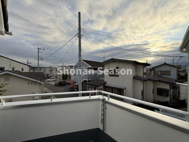 【展望】 | バルコニーからは穏やかな環境が広がり、景観にも開放感がございます♪