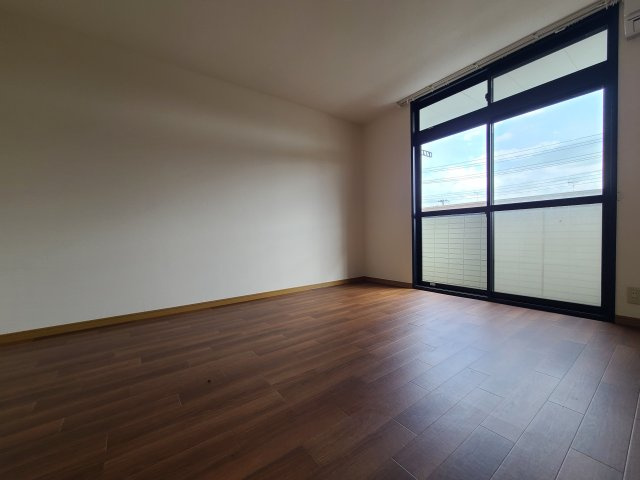 ブランドール北之幸谷の居間・リビング