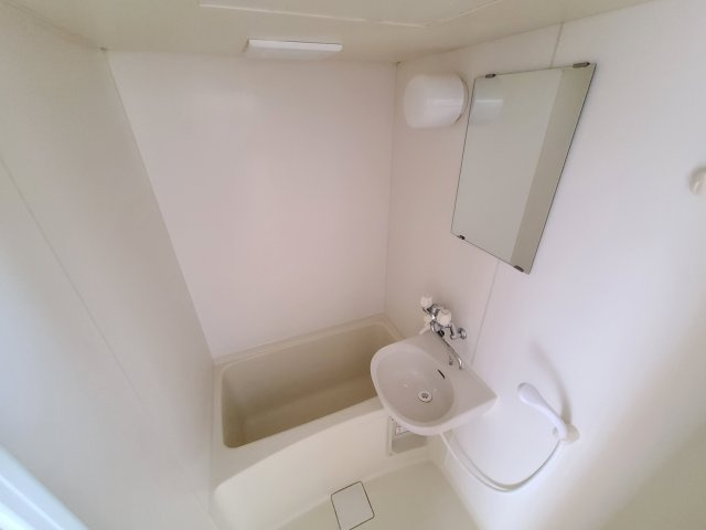 ブランドール北之幸谷の浴室