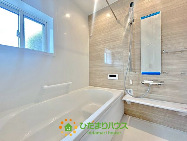 ワイウッドコート加須市馬内第１期　新築一戸建て　02の浴室