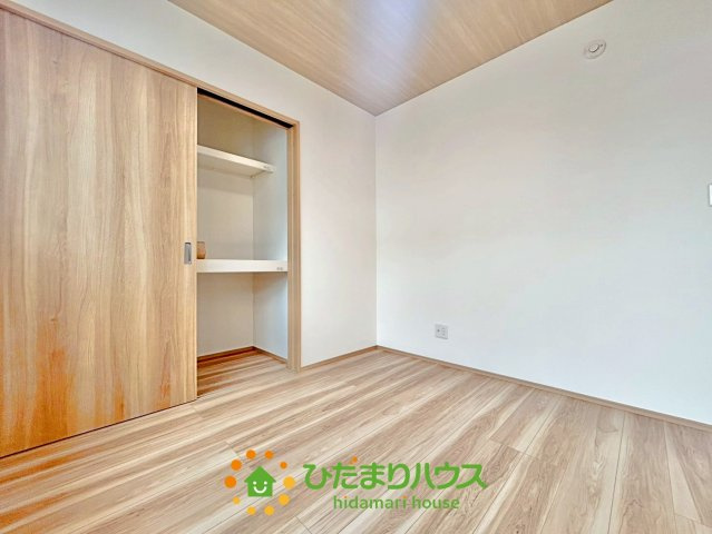 ワイウッドコート加須市馬内第１期　新築一戸建て　02の収納
