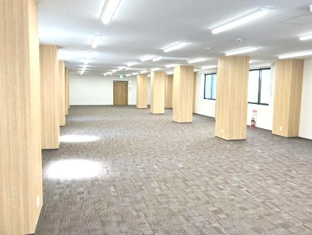 M’Sビルの内装