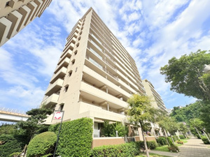 ウェルシティ横須賀ポートバレーヌ2番館の画像