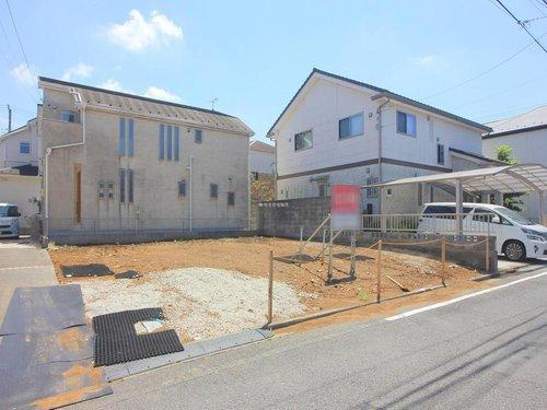 ふじみ野市緑ケ丘２丁目の売地の外観|◇現地◇
2024年8月撮影
39坪超の広い土地につき、複数台駐車やお庭も造れます。
現況更地につき取り壊し費用等不要です。

資料請求やご見学などお気軽にお問い合わせください。
