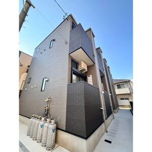 グランデッサの外観